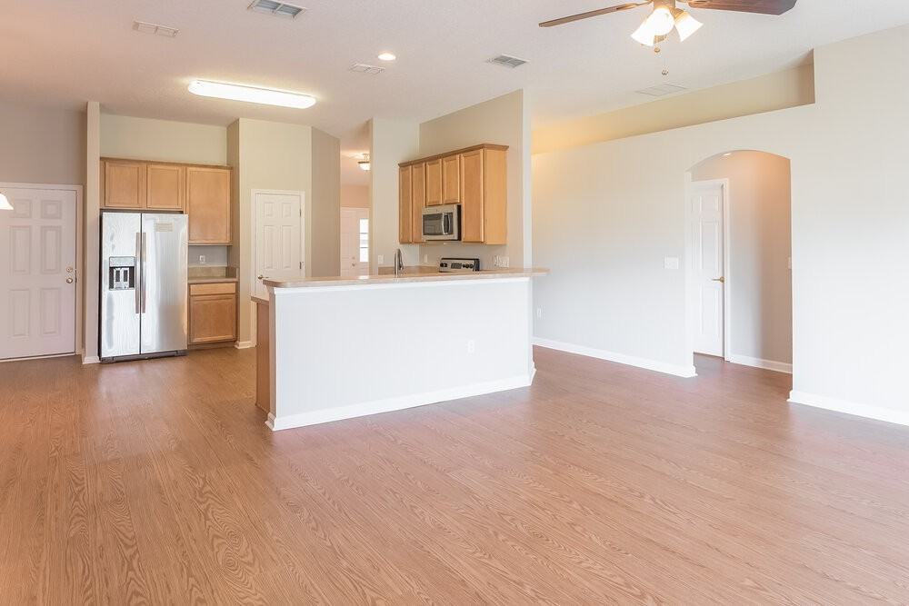 9373 Prosperity Lake Dr - Photo 3 of 16