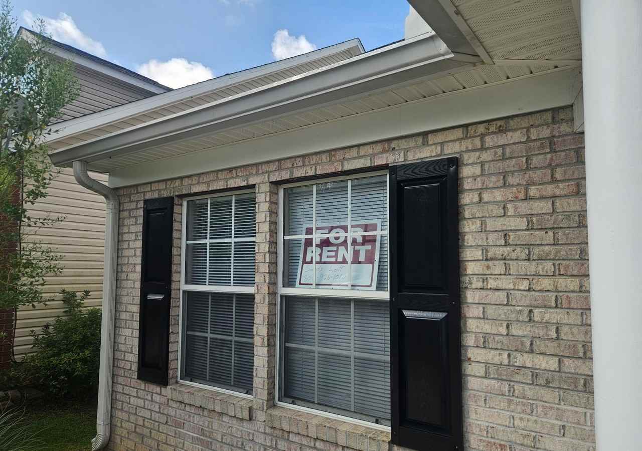 3397 Sawtooth Dr #1 - Photo 3 of 17