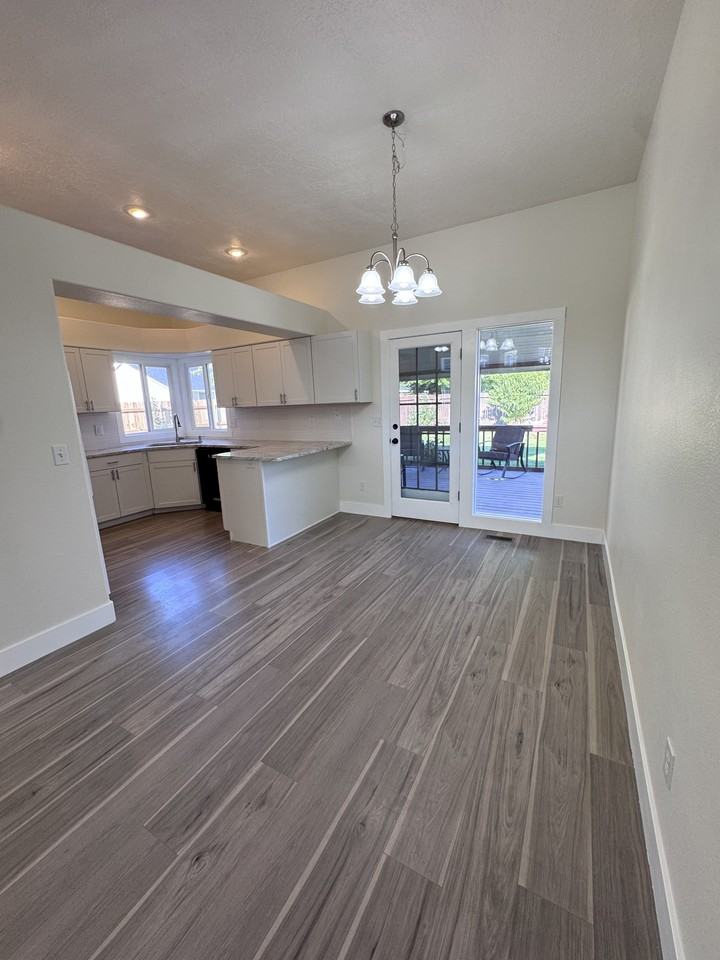 2145 E Katelyn Dr #1 - Photo 6 of 22