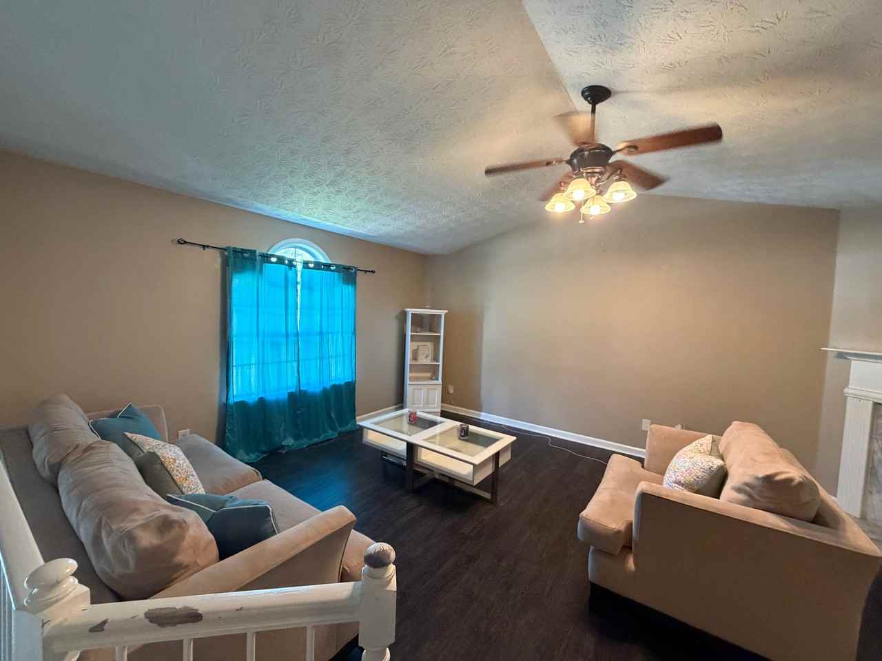 6176 Valley Green Rd - Photo 3 of 23