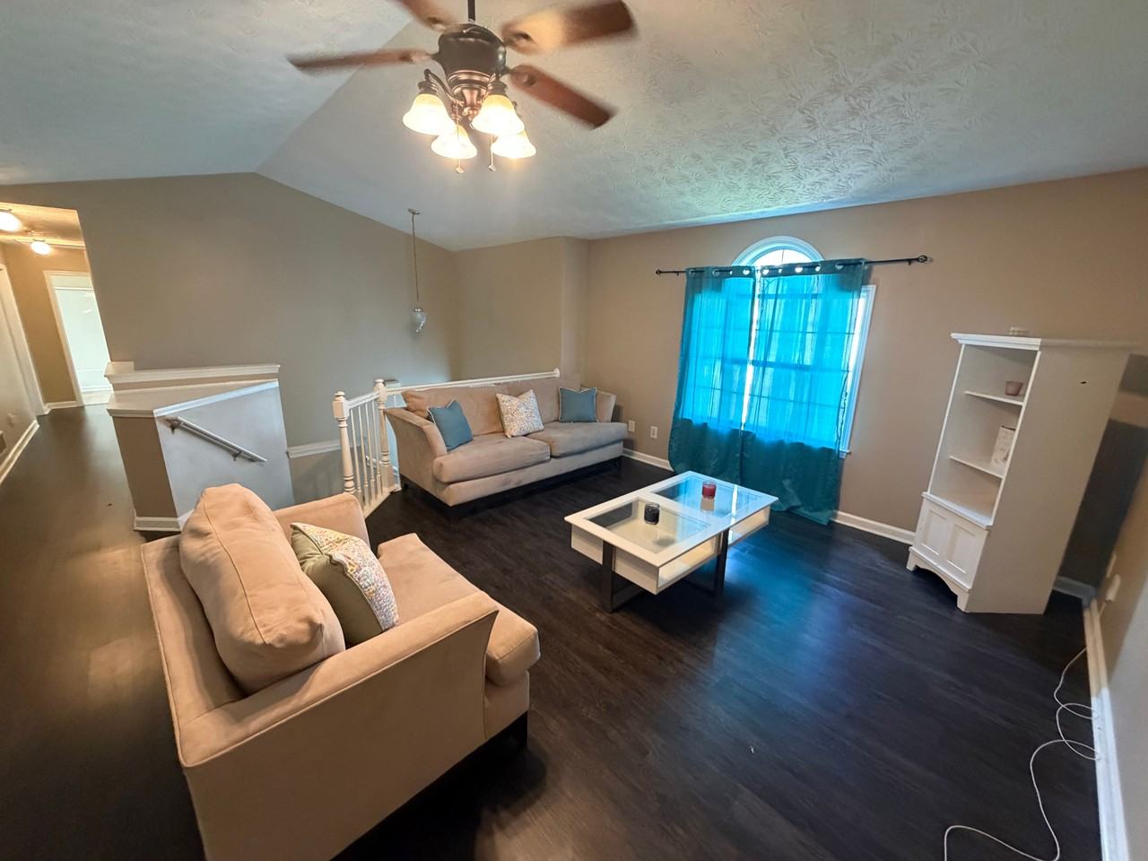 6176 Valley Green Rd - Photo 4 of 23