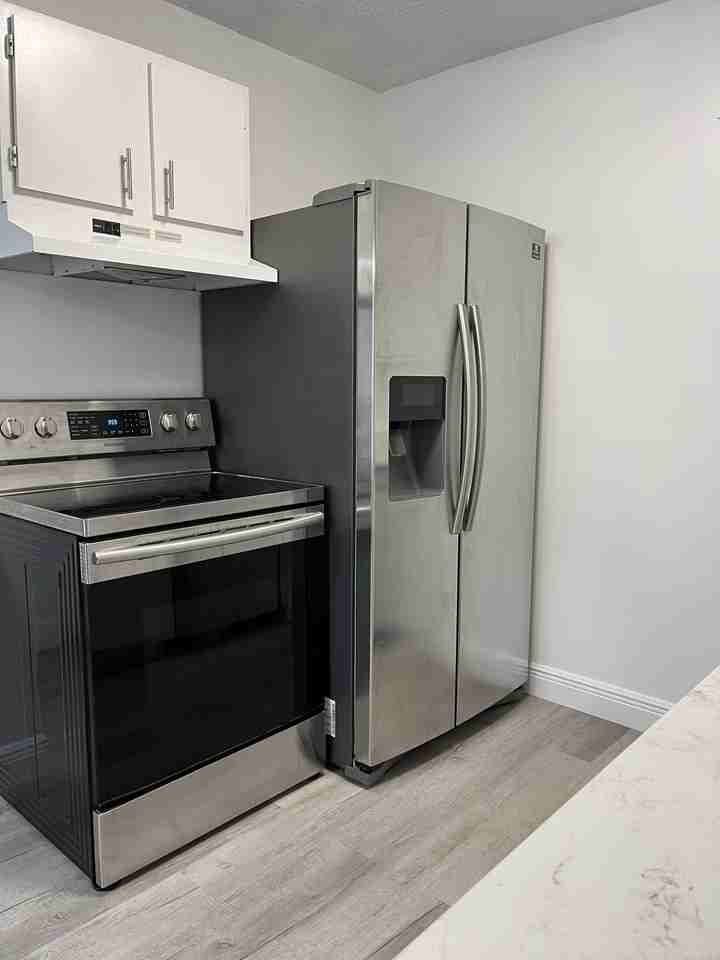 512 Stallings Ave #1 - Photo 6 of 46