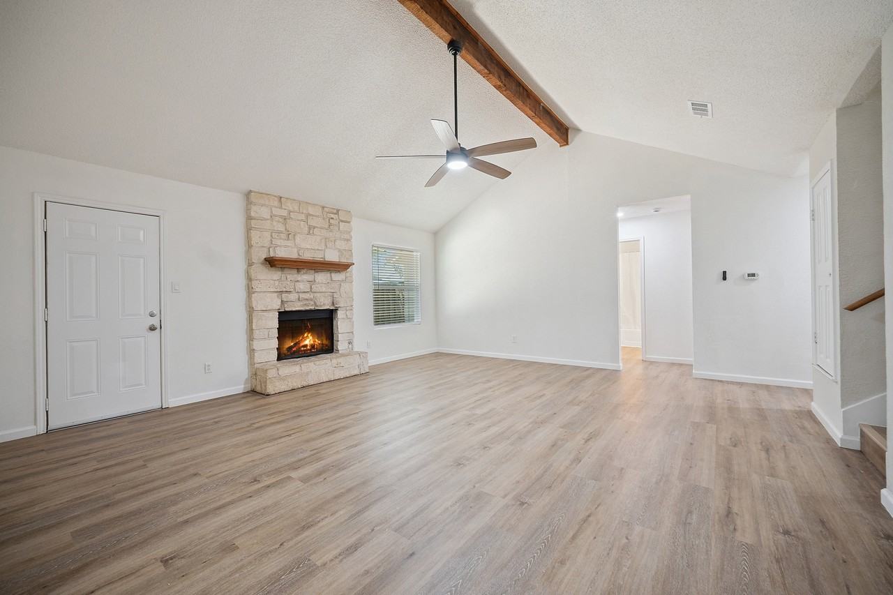2108 Laura Ct #1 - Photo 3 of 11