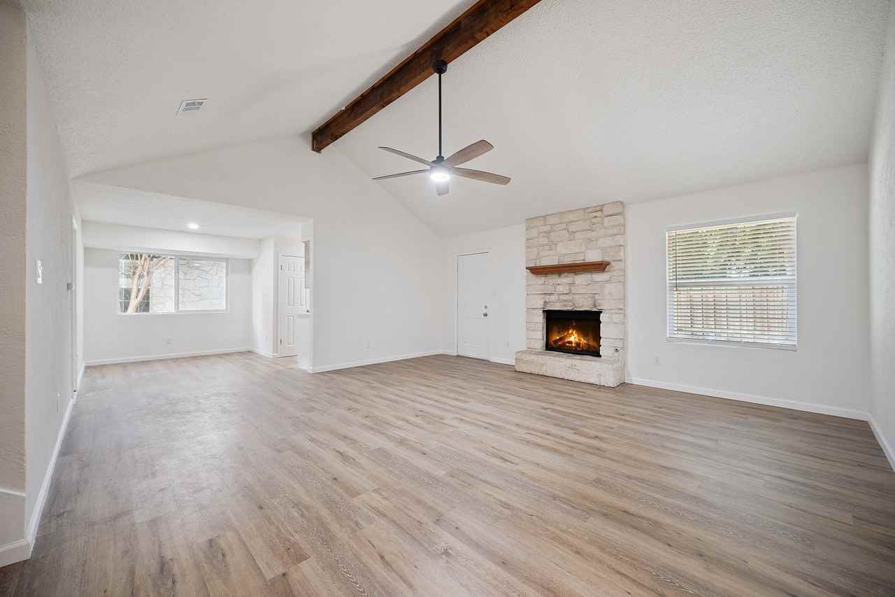2108 Laura Ct #1 - Photo 4 of 11