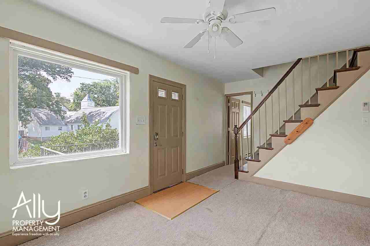 2550 Woodland DriveUnit A #1 - Photo 5 of 29