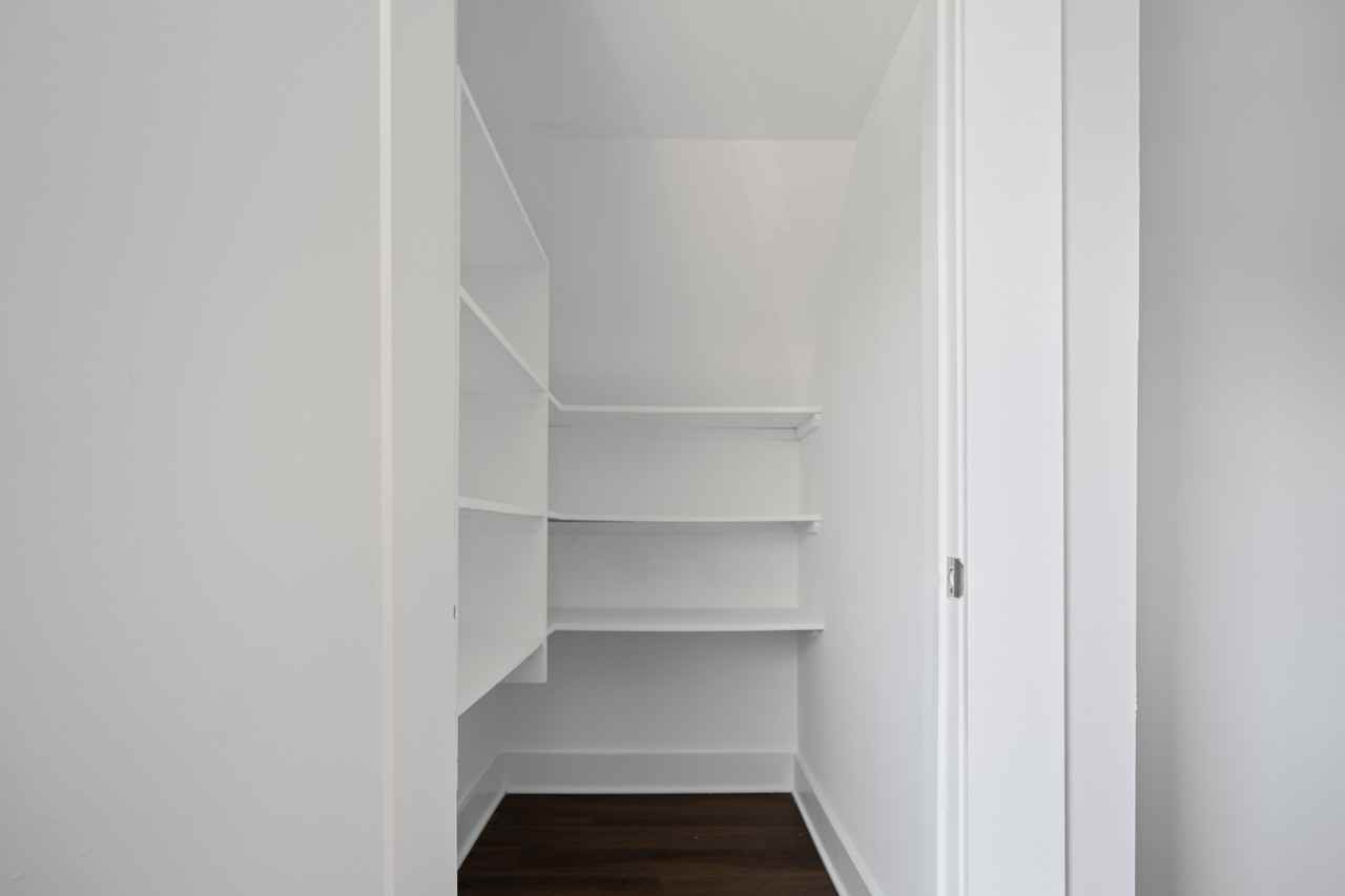 18 Saint Ann St #2 - Photo 3 of 12