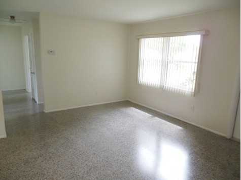 13685 120th St #1 - Photo 7 of 12