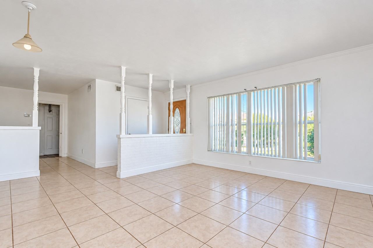 1001 Bay Breeze Ter #1 - Photo 6 of 32