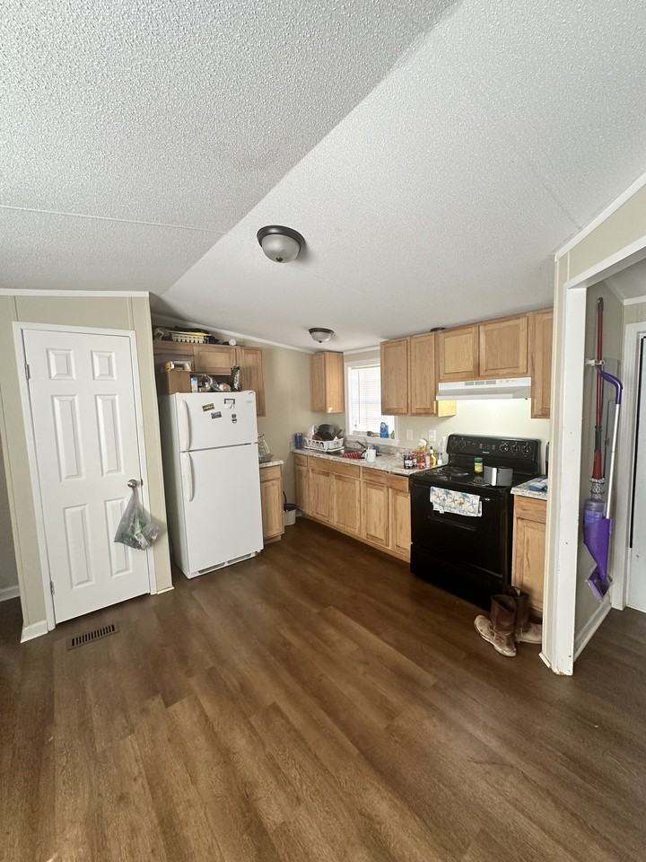 River Rd #C - Photo 5 of 5