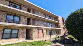 2610 Oakton St Apt 5w #5W - Photo 1 of 1