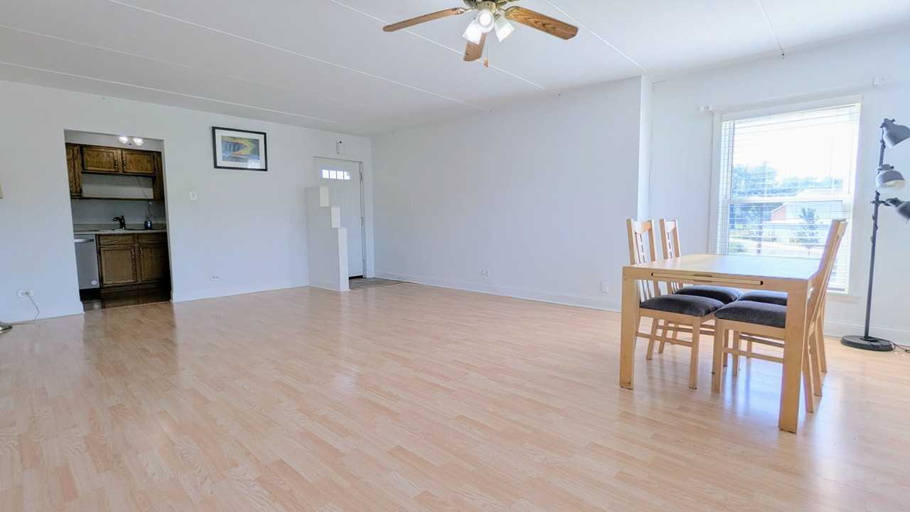 2610 Oakton St Apt 5w #5W - Photo 4 of 14