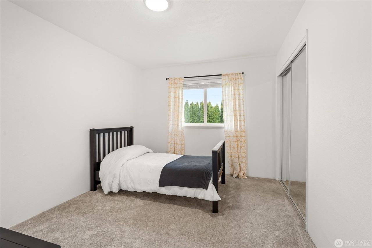 1346 3rd St W #1 - Photo 4 of 10