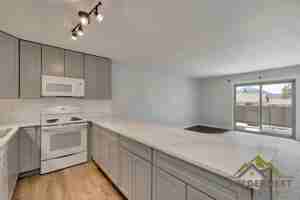 featured image of 675 Straight Creek Dr