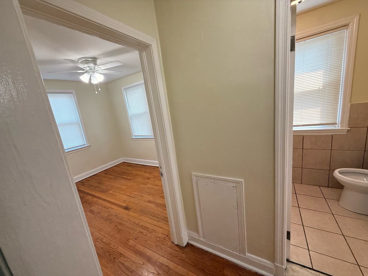 4333 Hamilton Ave #2 - Photo 4 of 14