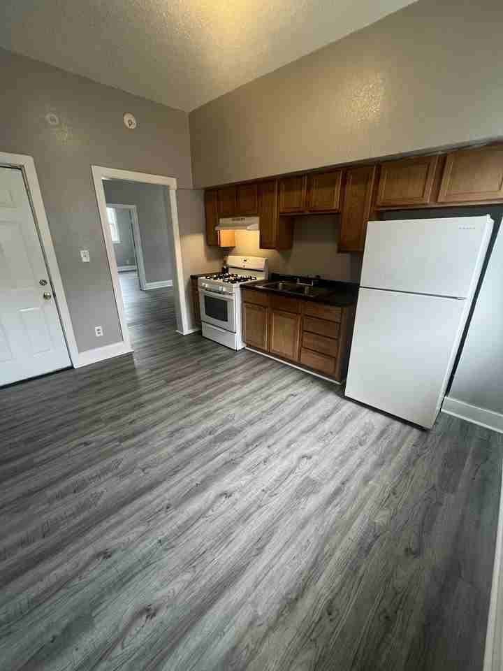 1020 Edgerton St #2 - Photo 3 of 9