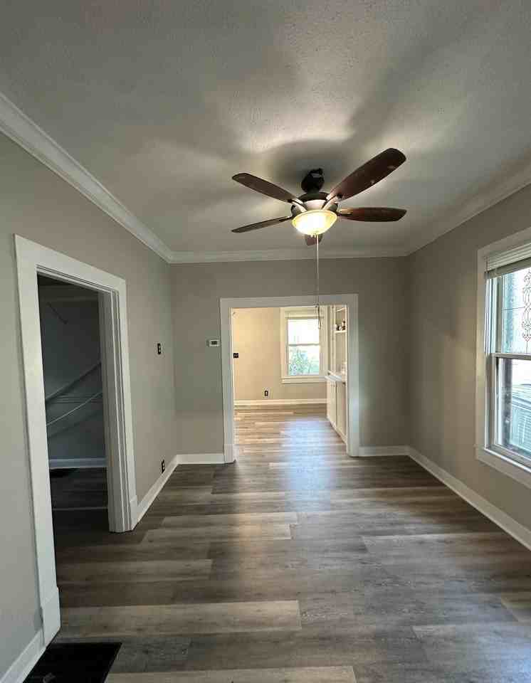 4808 S 4th St #1 - Photo 4 of 36