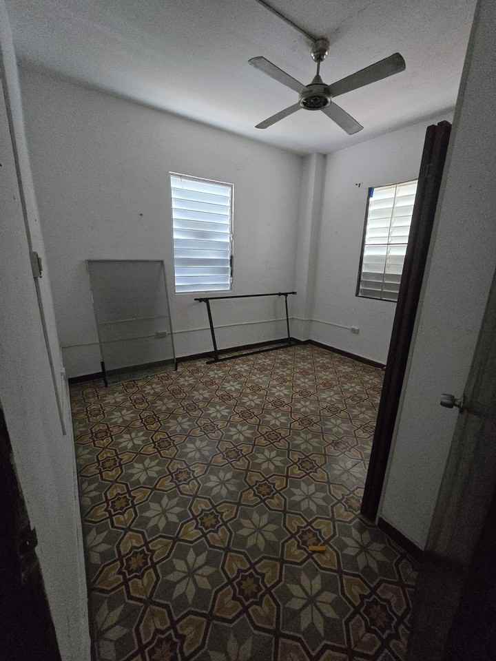 Urb. Santa Rita Calle Humacao #7 - Photo 6 of 10