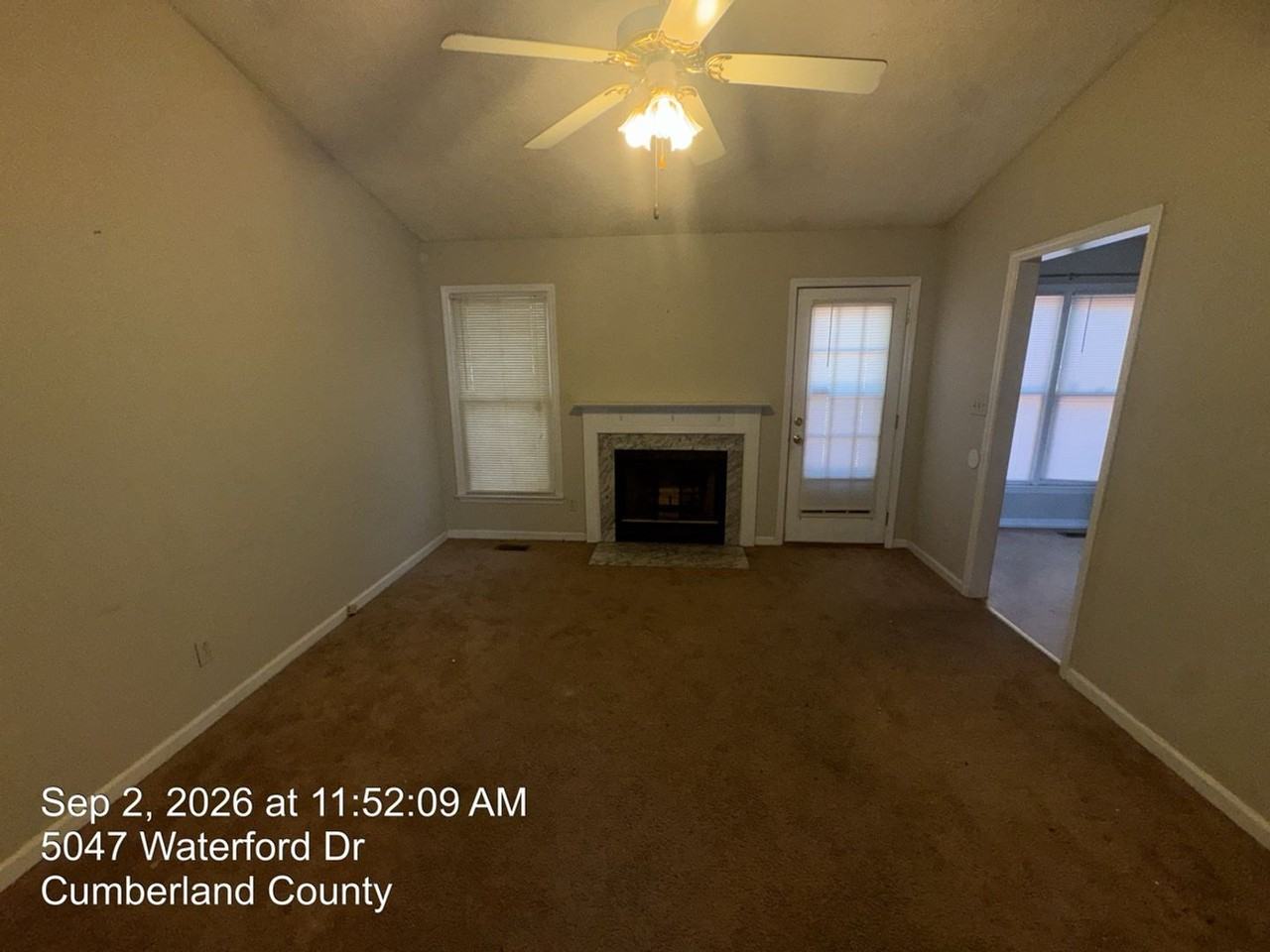 5047 Waterford Dr - Photo 4 of 19