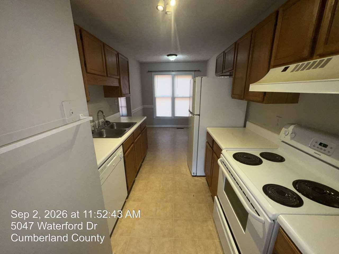 5047 Waterford Dr - Photo 6 of 19