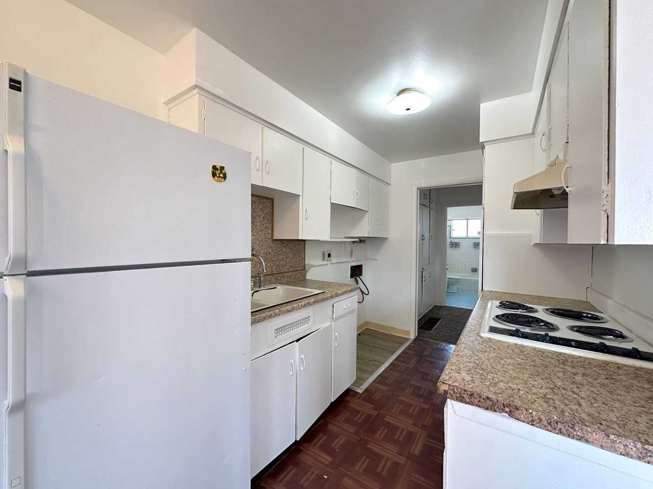 362 Wilson Ave - Photo 2 of 8