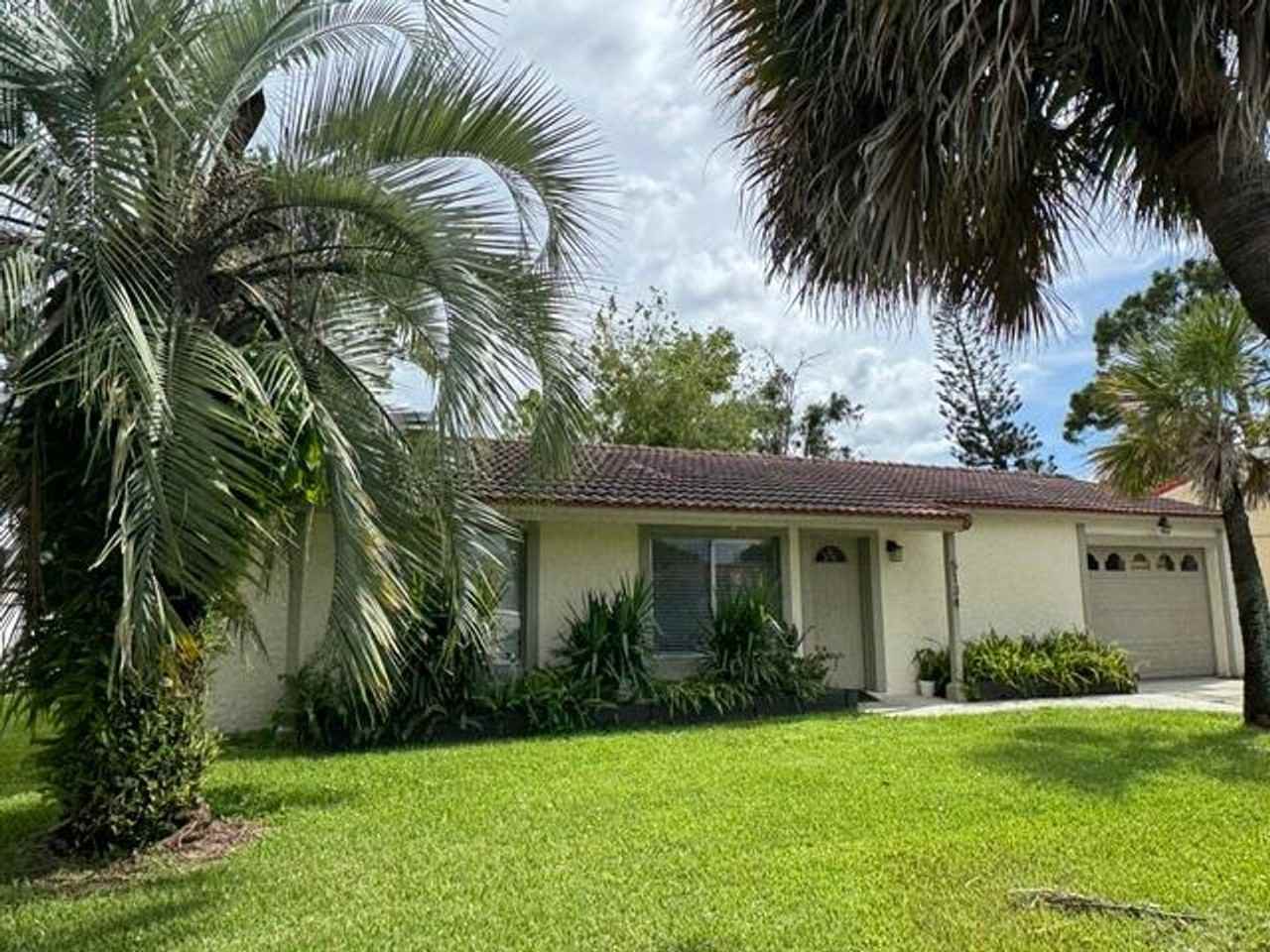 5134 Twine St - Photo 2 of 16