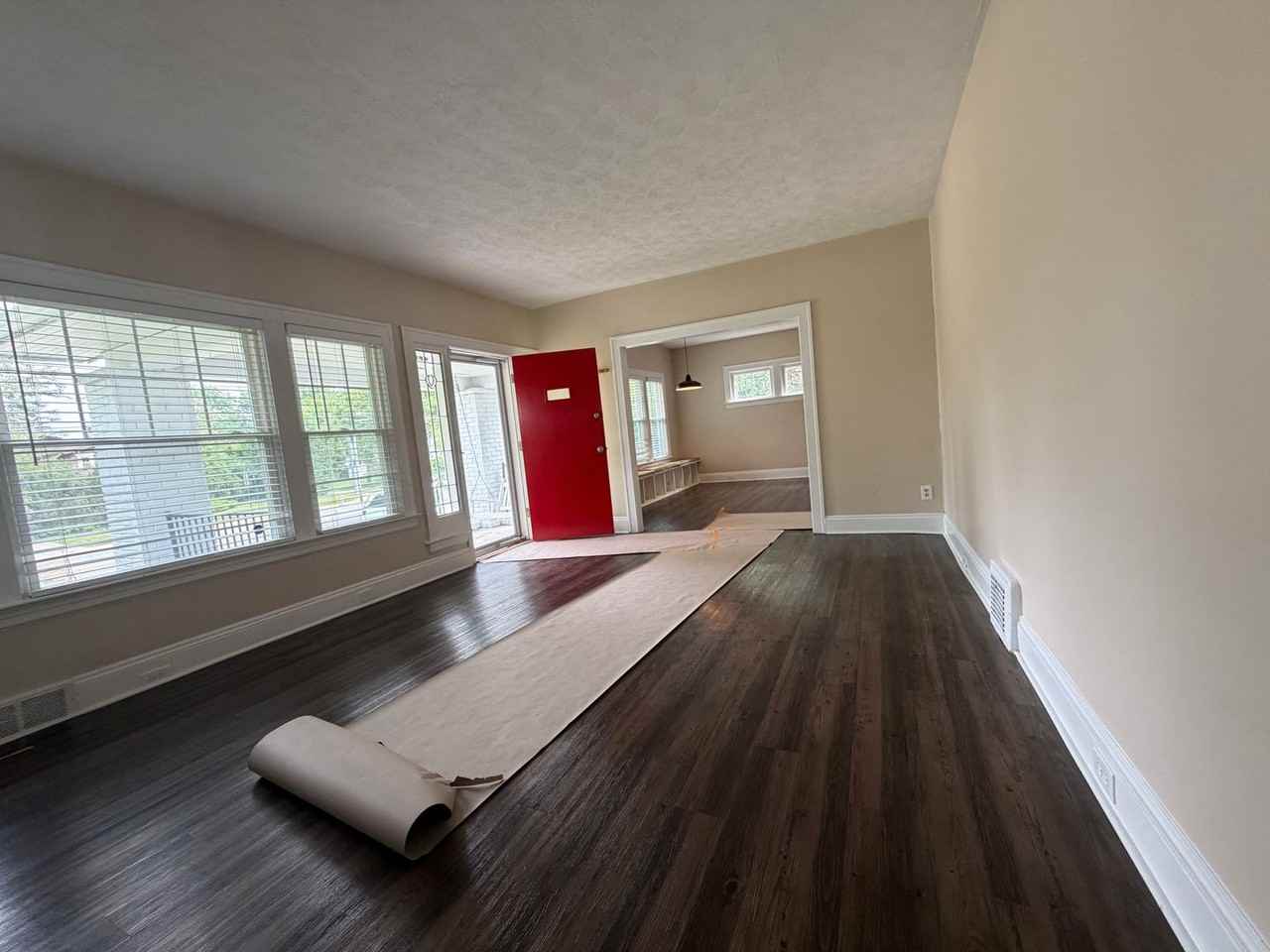 13048 Cedar Rd - Photo 3 of 22