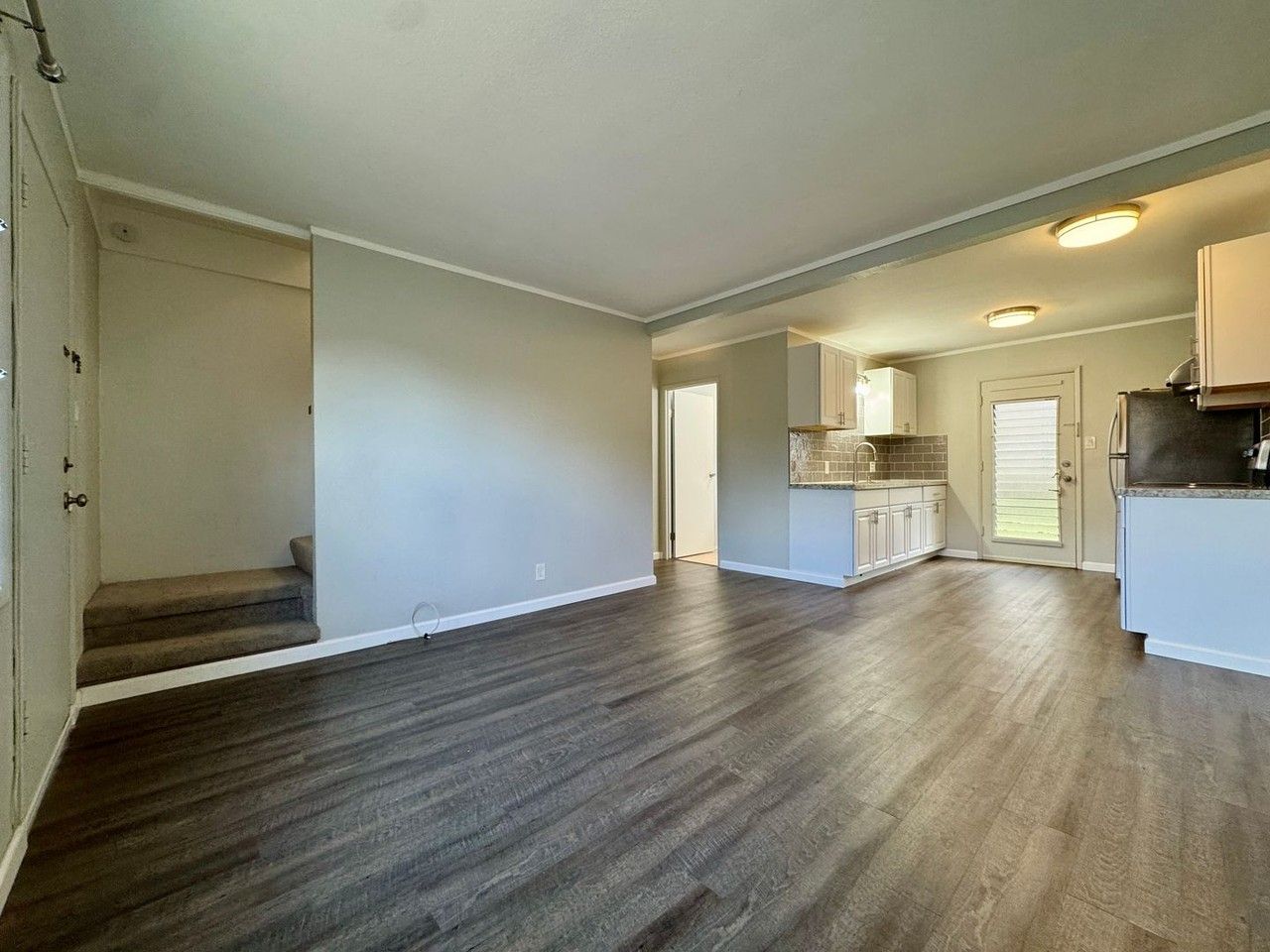 98-1284 Hoohiki Pl #A - Photo 4 of 12