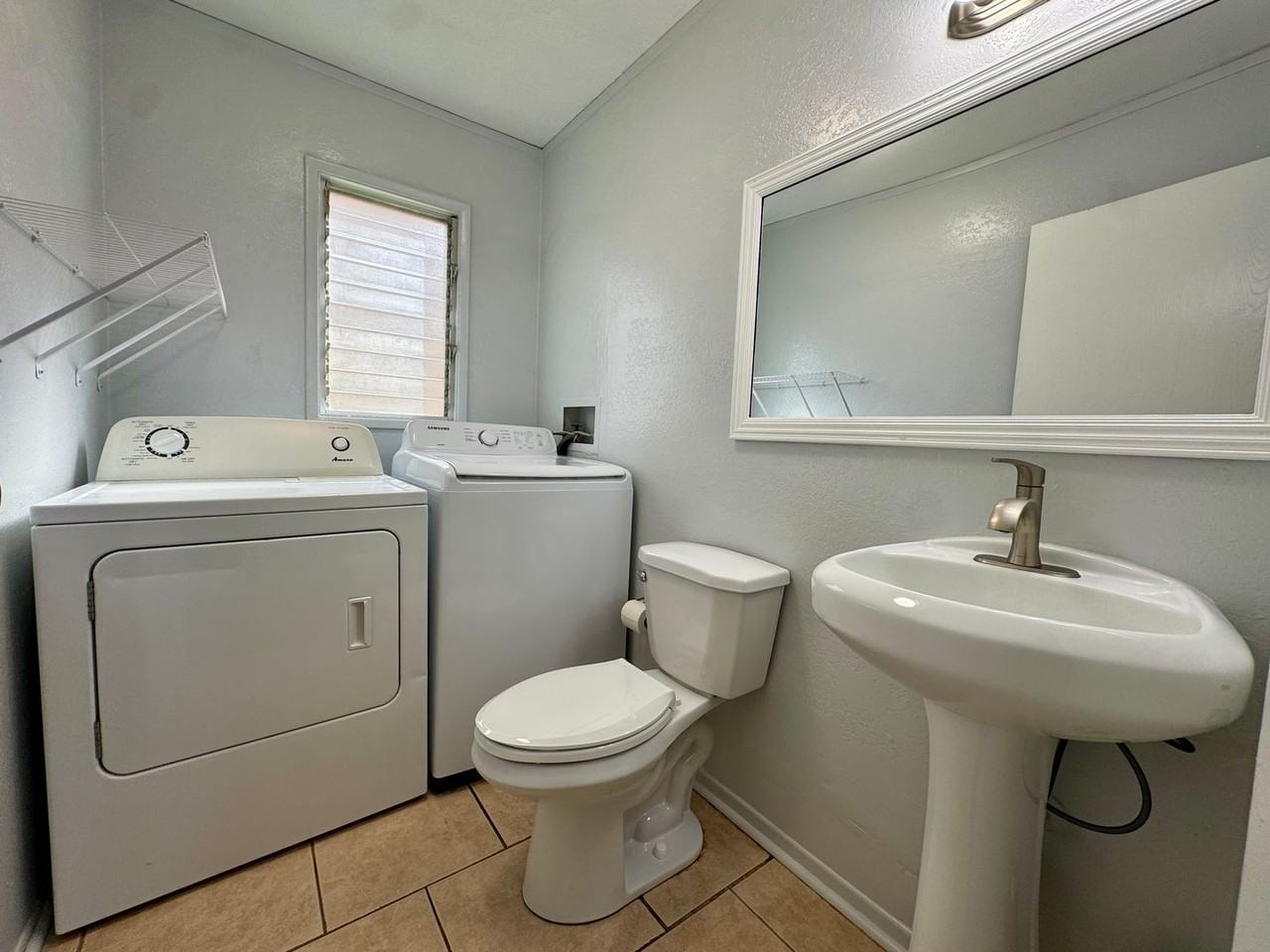 98-1284 Hoohiki Pl #A - Photo 7 of 12
