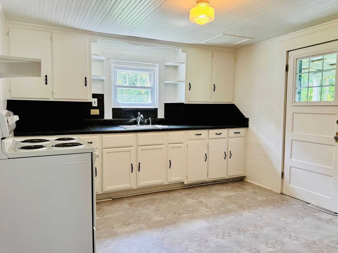 30 Dink Ashley Rd - Photo 4 of 21