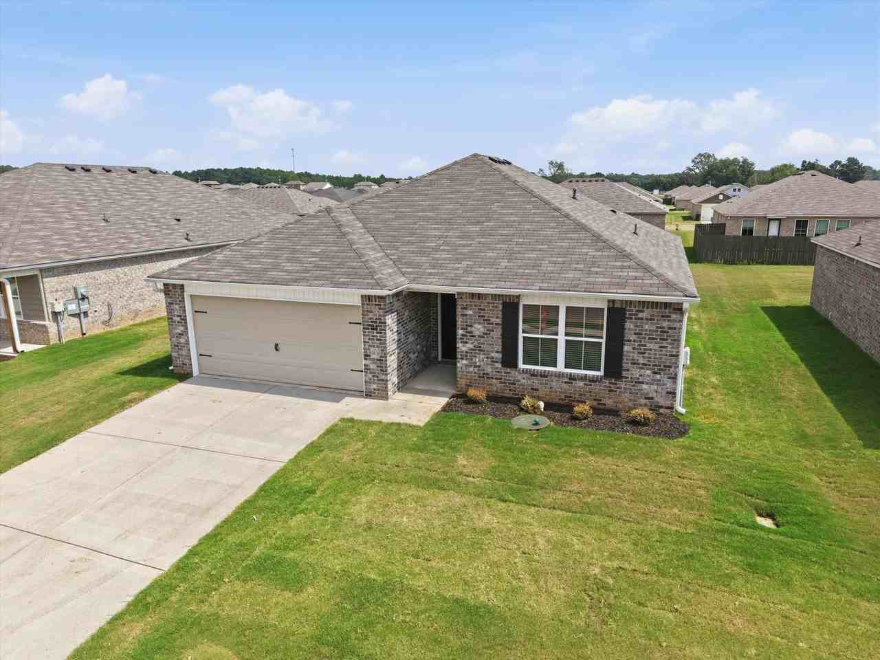 119 Coral Bells Rd - Photo 2 of 26