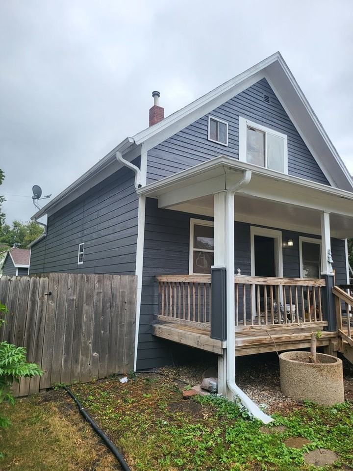 314 N Franklin Ave - Photo 2 of 3