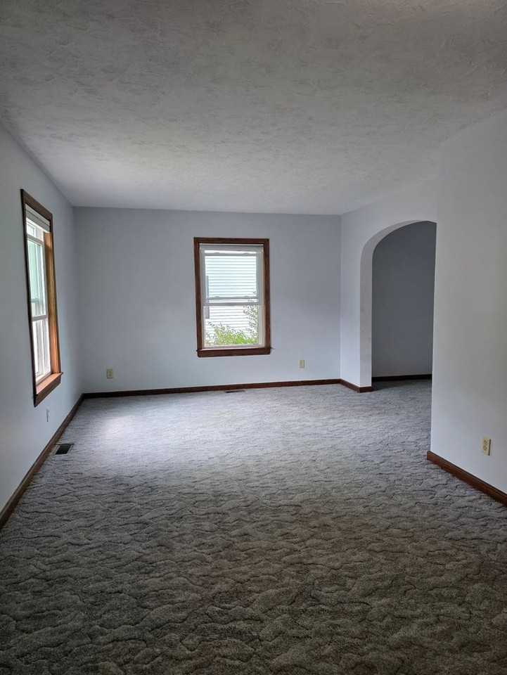 8 Church St - Photo 5 of 16