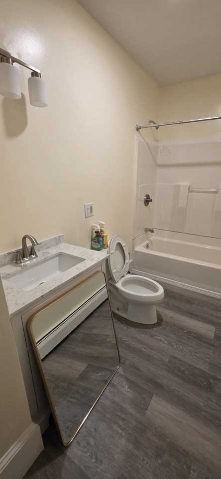14 Pinedale Avenue #1st floor - Photo 7 of 16