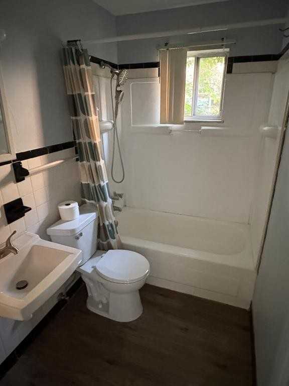 1628 6th Ave - Photo 3 of 8