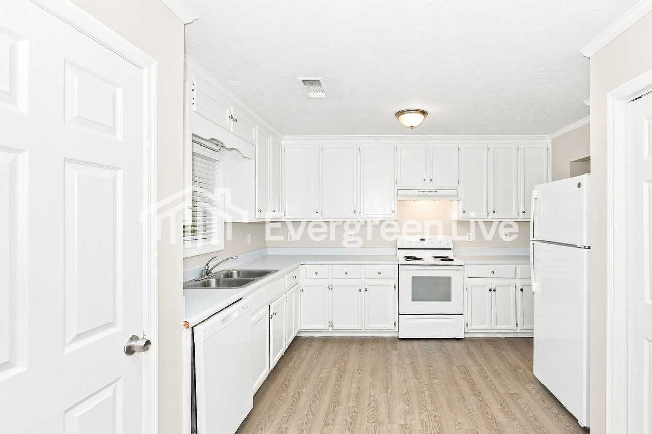 43 Minnie Mill Ln - Photo 4 of 15