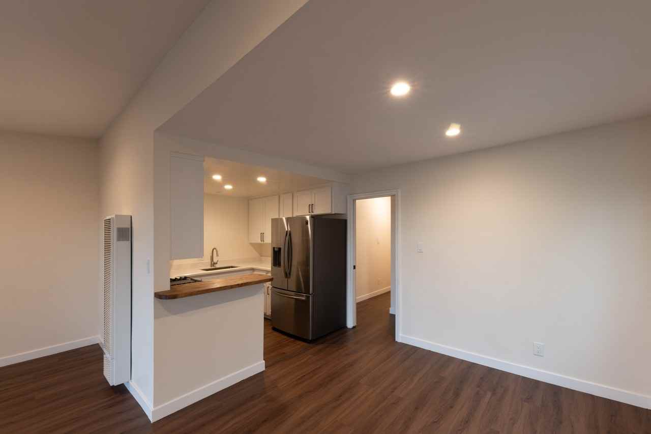 1813 12th St #D - Photo 4 of 16