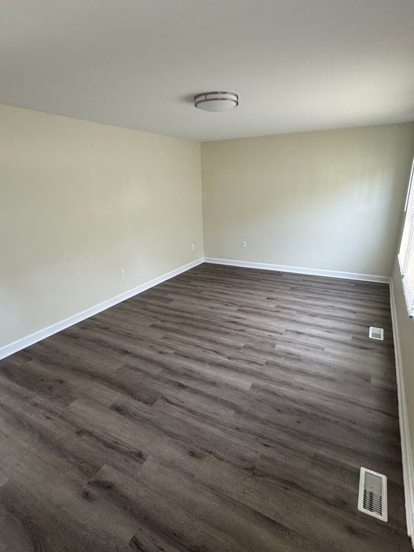 12703 Millstream Dr - Photo 3 of 19