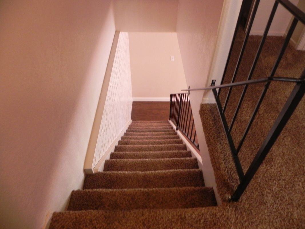 2216 Peach Ave ##2 - Photo 6 of 18