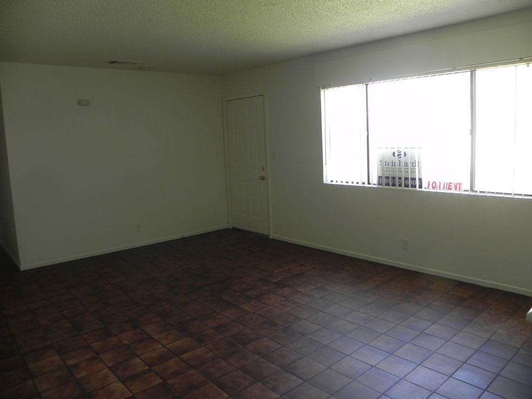 12555 S Henderson Rd - Photo 5 of 22