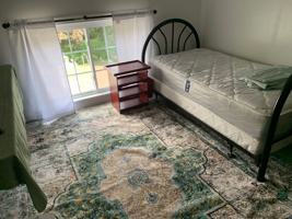 featured image of 152 Grand St ##Room