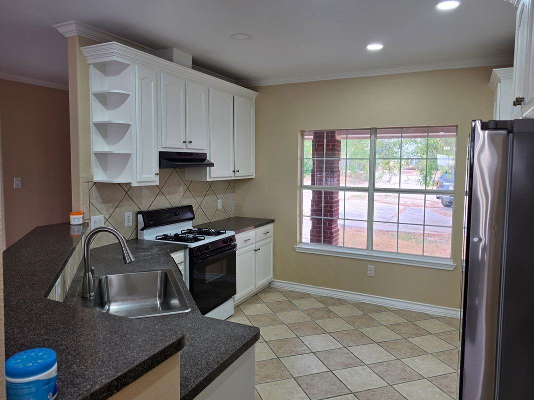 12201 Margo Dr - Photo 7 of 27