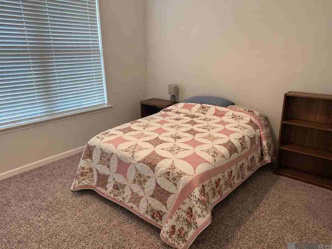 13812 Malbec Ave - Photo 4 of 9