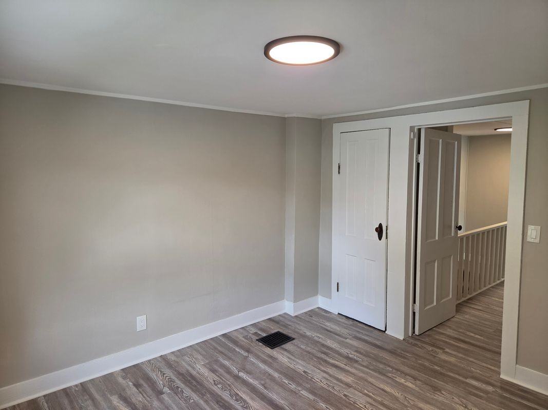 62 Perry Ave - Photo 7 of 9