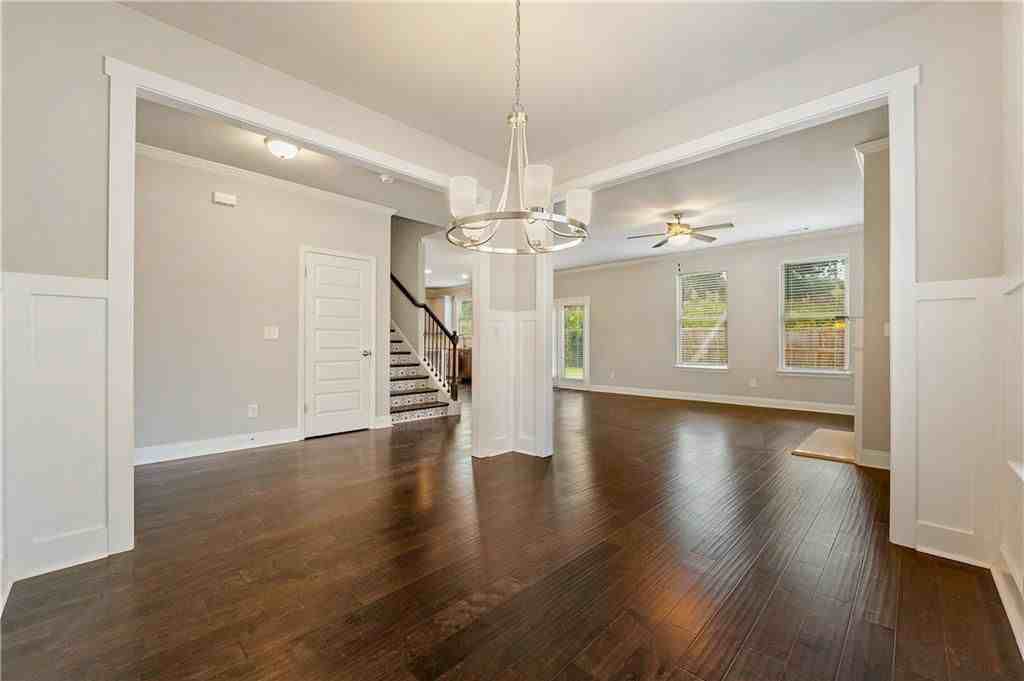 422 Hinton Farm Way - Photo 4 of 27