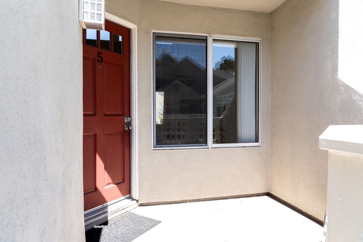5 Elmbrook ##54 - Photo 2 of 37