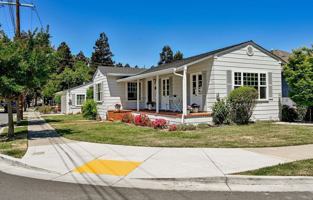 featured image of 535 Bertola St