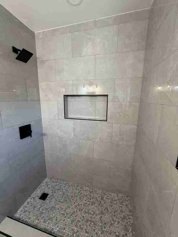 8352 Georgetown Ave - Photo 6 of 9