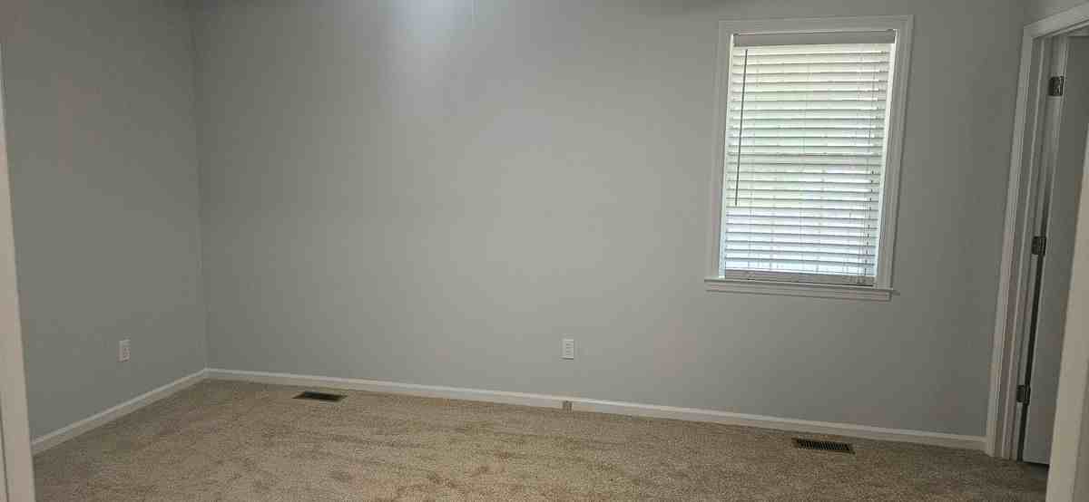 1075 Pleasant View Cir - Photo 5 of 23
