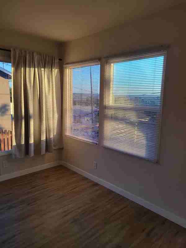 929 Maya St - Photo 5 of 26