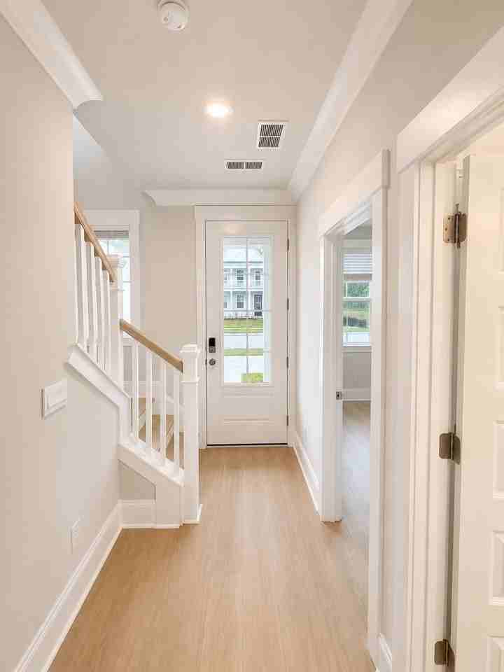 114 Midmills Ln - Photo 2 of 33